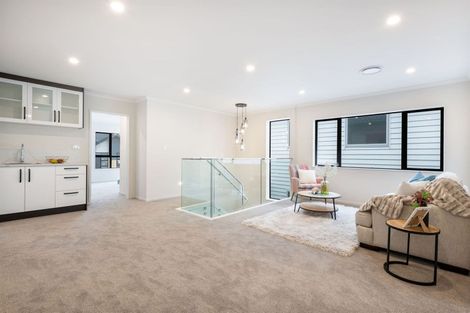 Photo of property in 94 Tir Conaill Avenue, Flat Bush, Auckland, 2019