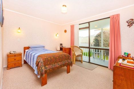 Photo of property in 1 Puriri Street, Raglan, 3225
