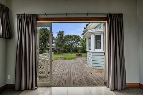 Photo of property in 155 Regan Street, Stratford, 4332