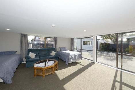 Photo of property in 448c Harewood Road, Harewood, Christchurch, 8051