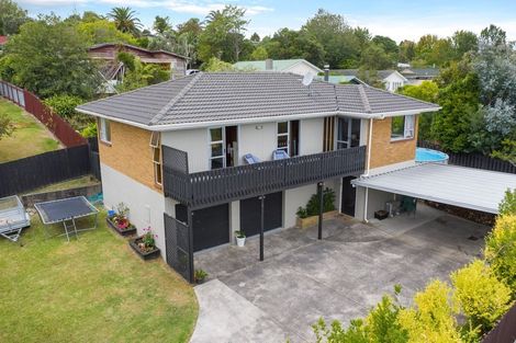 Photo of property in 4 Easter Parade, Glen Eden, Auckland, 0602
