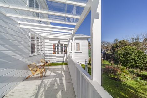 Photo of property in 69 Charlotte Street, Takapau, 4203
