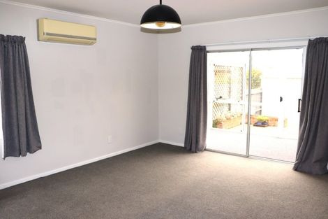 Photo of property in 9 Menary Street, Papakura, 2110