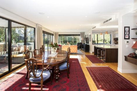 Photo of property in 28 Devonport Lane, St Albans, Christchurch, 8014