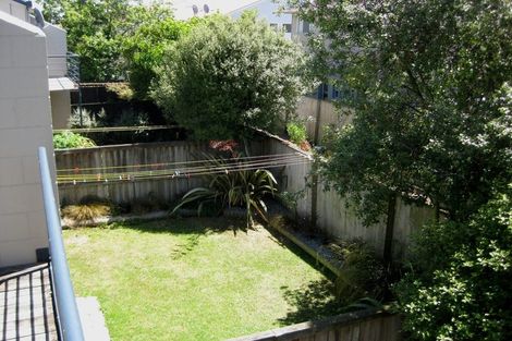 Photo of property in 2/27 Packe Street, Edgeware, Christchurch, 8013