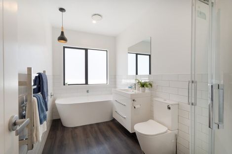 Photo of property in 23 Queen Charlotte Drive, Aotea, Porirua, 5024