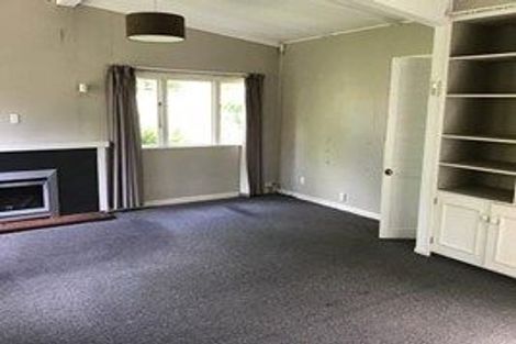 Photo of property in 63 Puriri Road, Waikanae, 5036