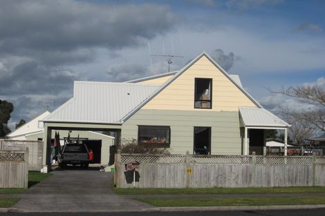 Photo of property in 42 Radiata Street, Fairview Downs, Hamilton, 3214