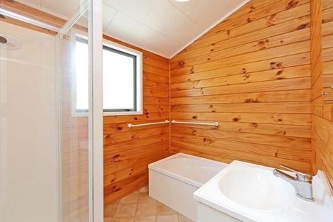 Photo of property in 8a Nimon Street, Havelock North, 4130