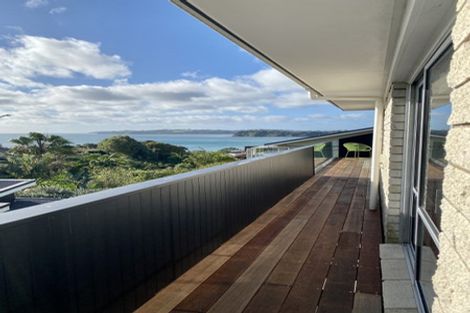 Photo of property in 2 Cooper Road, Stanmore Bay, Whangaparaoa, 0932