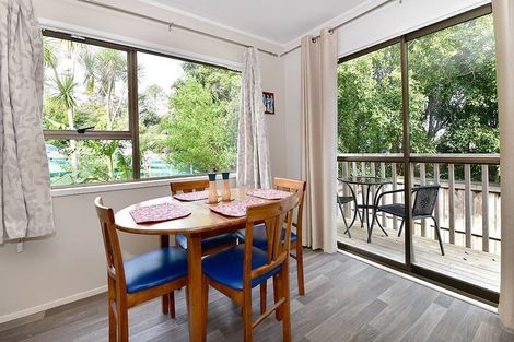 Photo of property in 15 Zealandia Road, Manly, Whangaparaoa, 0930