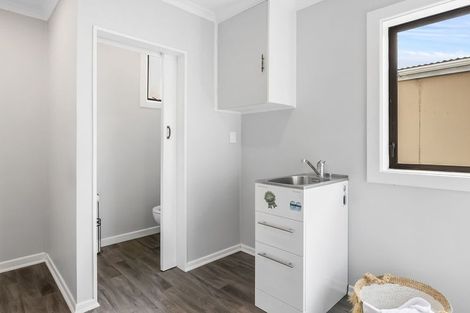 Photo of property in 280 Oxford Street, South Dunedin, Dunedin, 9012