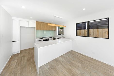 Photo of property in 89b Reeves Road, Pakuranga, Auckland, 2010