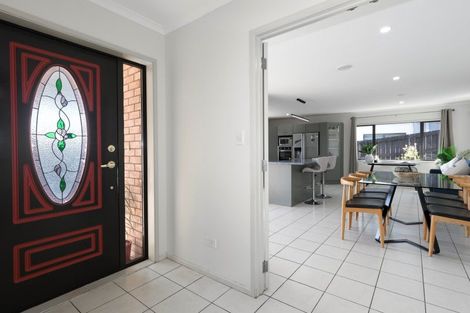 Photo of property in 79 Waterside Drive, Pyes Pa, Tauranga, 3112