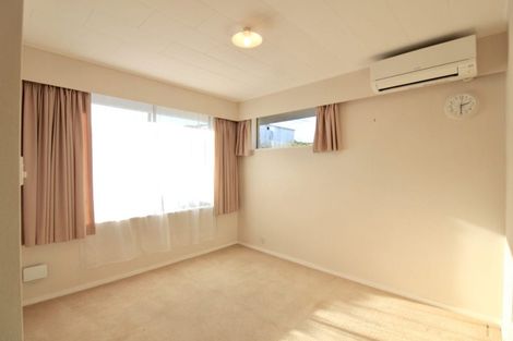 Photo of property in 1/19 Parkvale Road, Karori, Wellington, 6012