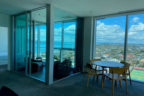 Photo of property in Sentinel Apartments, 1603/3 Northcroft Street, Takapuna, Auckland, 0622