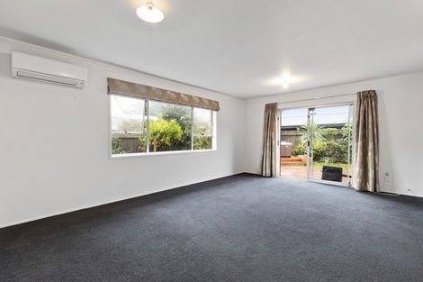 Photo of property in 2/59 Muir Avenue, Mangere Bridge, Auckland, 2022