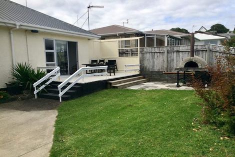 Photo of property in 179 Mangorei Road, Merrilands, New Plymouth, 4312