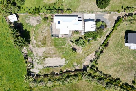 Photo of property in 90 Bergin Road, Foxton, 4814