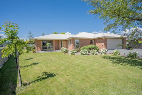 Photo of property in 12 Juniper Close, Alexandra, 9320