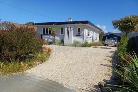 Photo of property in 276 Keyes Road, New Brighton, Christchurch, 8083