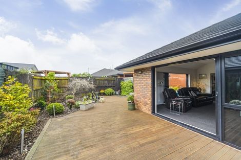 Photo of property in 14 Pegasus Place, Kelvin Grove, Palmerston North, 4414