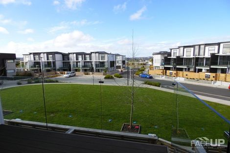 Photo of property in 10 Carder Court, Hobsonville, Auckland, 0618