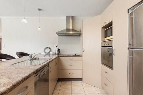 Photo of property in 5 Montrose Place, Pyes Pa, Tauranga, 3112