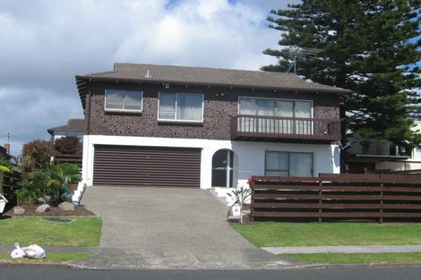 Photo of property in 1/16 Quebec Road, Milford, Auckland, 0620
