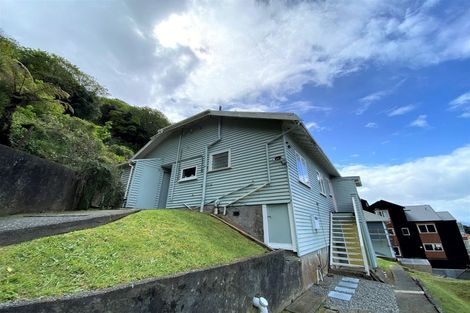 Photo of property in 20c Glenmore Street, Thorndon, Wellington, 6011