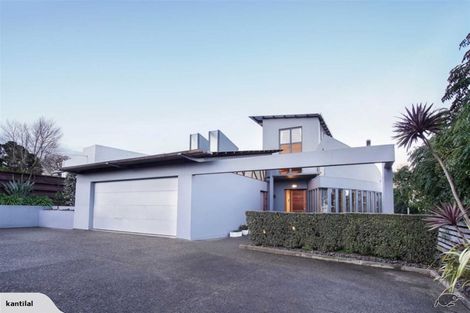 Photo of property in 65 Forrest Hill Road, Milford, Auckland, 0620