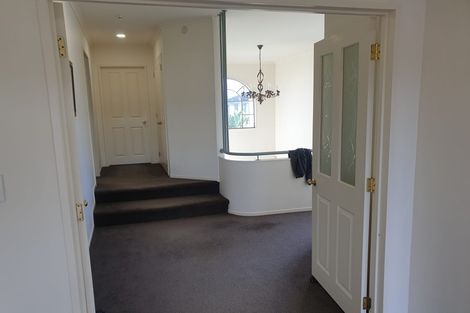 Photo of property in 92 Whangaparaoa Road, Red Beach, 0932