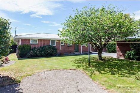 Photo of property in 42 Grahams Road, Ilam, Christchurch, 8041