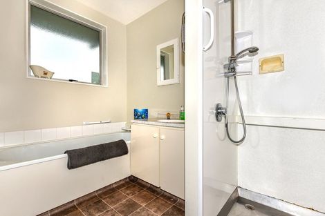 Photo of property in 2 Hurst Place, Parklands, Christchurch, 8083