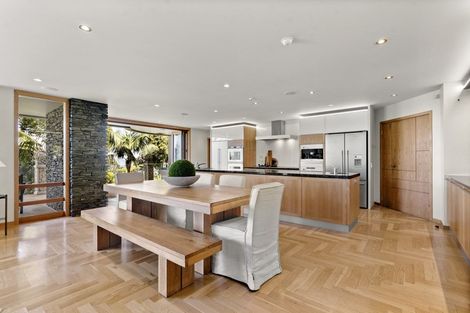 Photo of property in 104 Kauri Road, Laingholm, Auckland, 0604