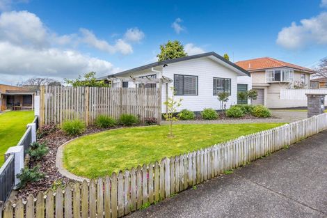 Photo of property in 216 Brady Street, Te Awamutu, 3800