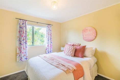Photo of property in 191 Mazengarb Road, Paraparaumu, 5032