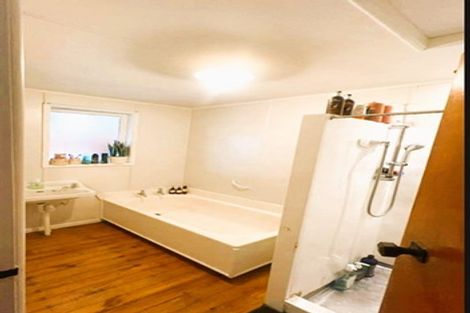 Photo of property in 6 Taraire Crescent, Otangarei, Whangarei, 0112