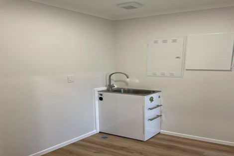 Photo of property in 17 Raeble Walkington Lane, Wallaceville, Upper Hutt, 5018