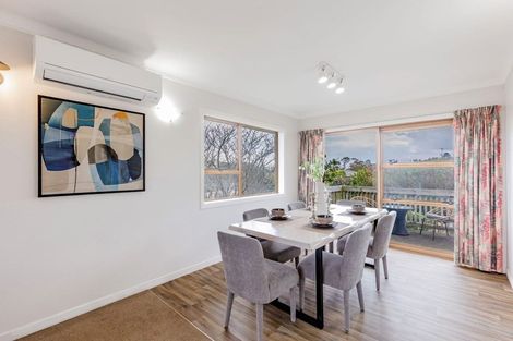 Photo of property in 254a East Coast Road, Forrest Hill, Auckland, 0620