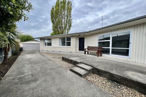 Photo of property in 16 Sarabande Avenue, Redwood, Christchurch, 8051