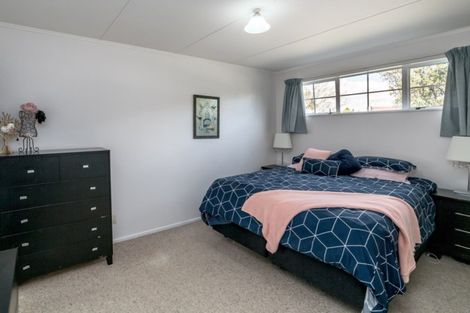 Photo of property in 28 Victoria Street, Pahiatua, 4910