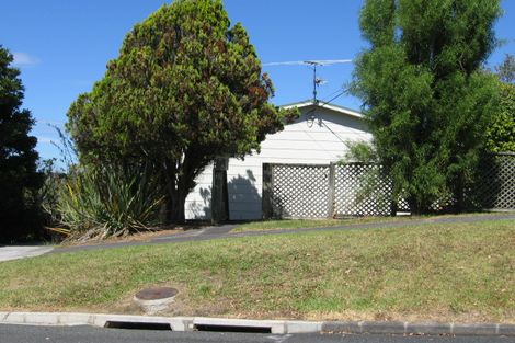 Photo of property in 15 Orchard Road, Browns Bay, Auckland, 0630