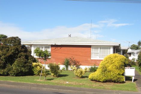 Photo of property in 1/55 Orams Road, Hillpark, Auckland, 2102