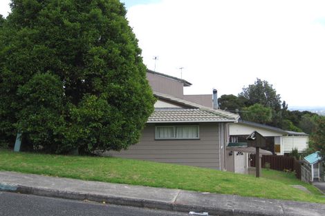 Photo of property in 3 Pluto Place, Beach Haven, Auckland, 0626