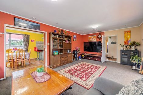 Photo of property in 71 California Drive, Totara Park, Upper Hutt, 5018