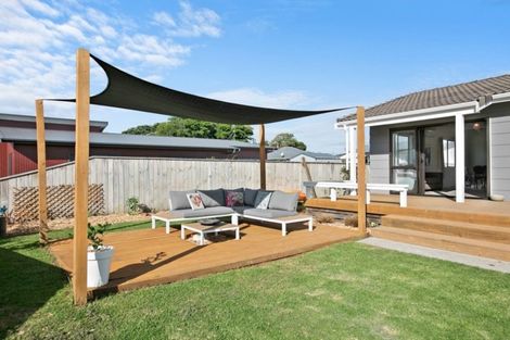 Photo of property in 1 Sandleigh Drive, Athenree, Katikati, 3177