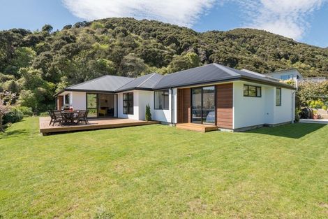 Photo of property in 21 Devenish Place, Atawhai, Nelson, 7010