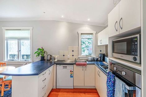 Photo of property in 140 Seddon Street, Pukekohe, 2120