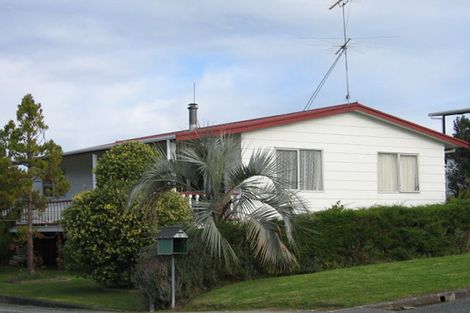 Photo of property in 14 Snells Beach Road, Snells Beach, 0920